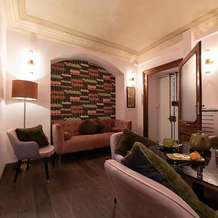 Hostdomus - Ortensia Suites Apartment Turin