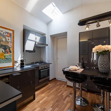 Hostdomus - Ortensia Suites Turin