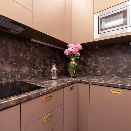 Hostdomus - Ortensia Suites Apartment Turin