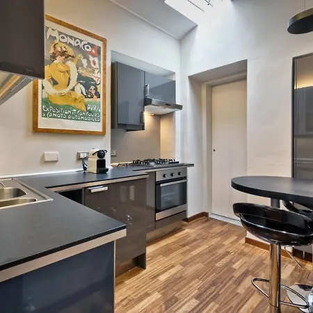 Apartment Out *