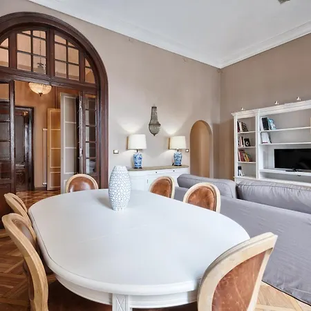 Apartment Hostdomus - Ortensia Suites *