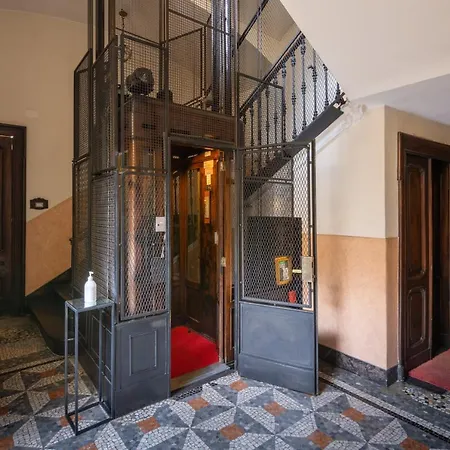 Hostdomus - Ortensia Suites Turin